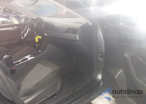 2019 Volkswagen Jetta 1.4T R-Line/1.4T S/1.4T Se z USA, uszkodzony, nr VIN 3VWC57BU5KM228211